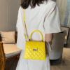 JENNIE SLINGBAG - Image 4